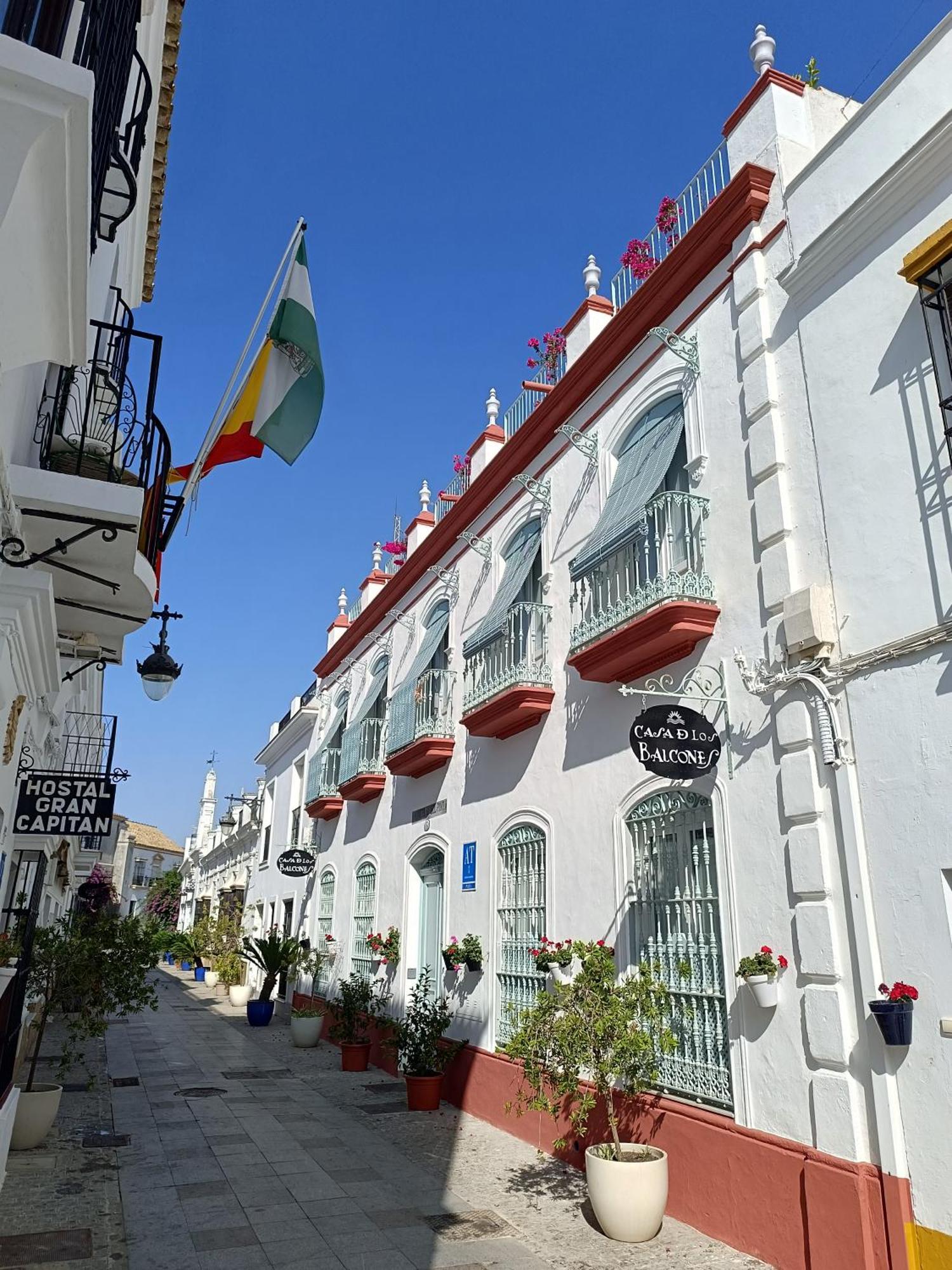 Apartamentos Turisticos Casa De Los Balcones Chipiona Exterior photo